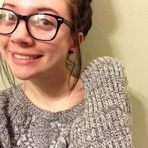 Meet your Posher, Jasmine